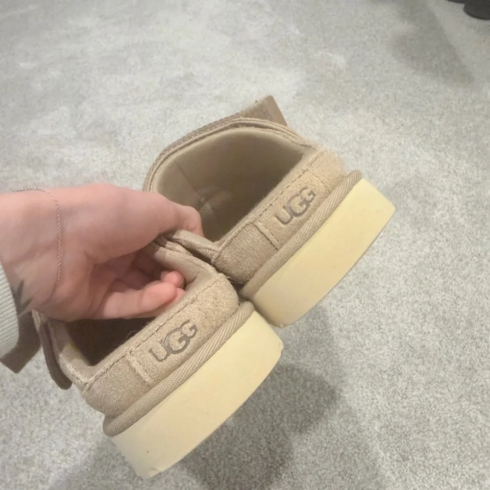 UGG clogs - Picture 2 of 4